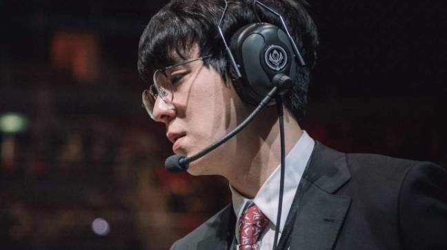 米兰真人-BDS爆冷EDG,Tian高光表现