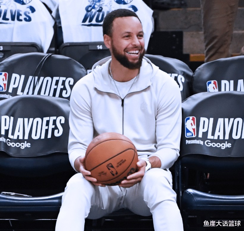 关于库里晒练球照片，训练状态大有进步迹象的信息