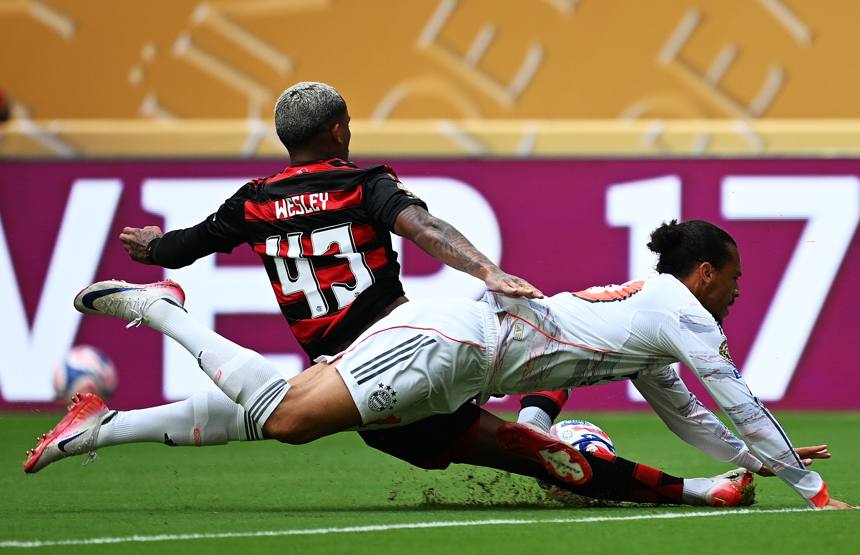 拜仁慕尼黑客场获胜,爆冷击败对手的简单介绍 拜仁慕尼黑客场获胜,爆冷击败对手的简单介绍