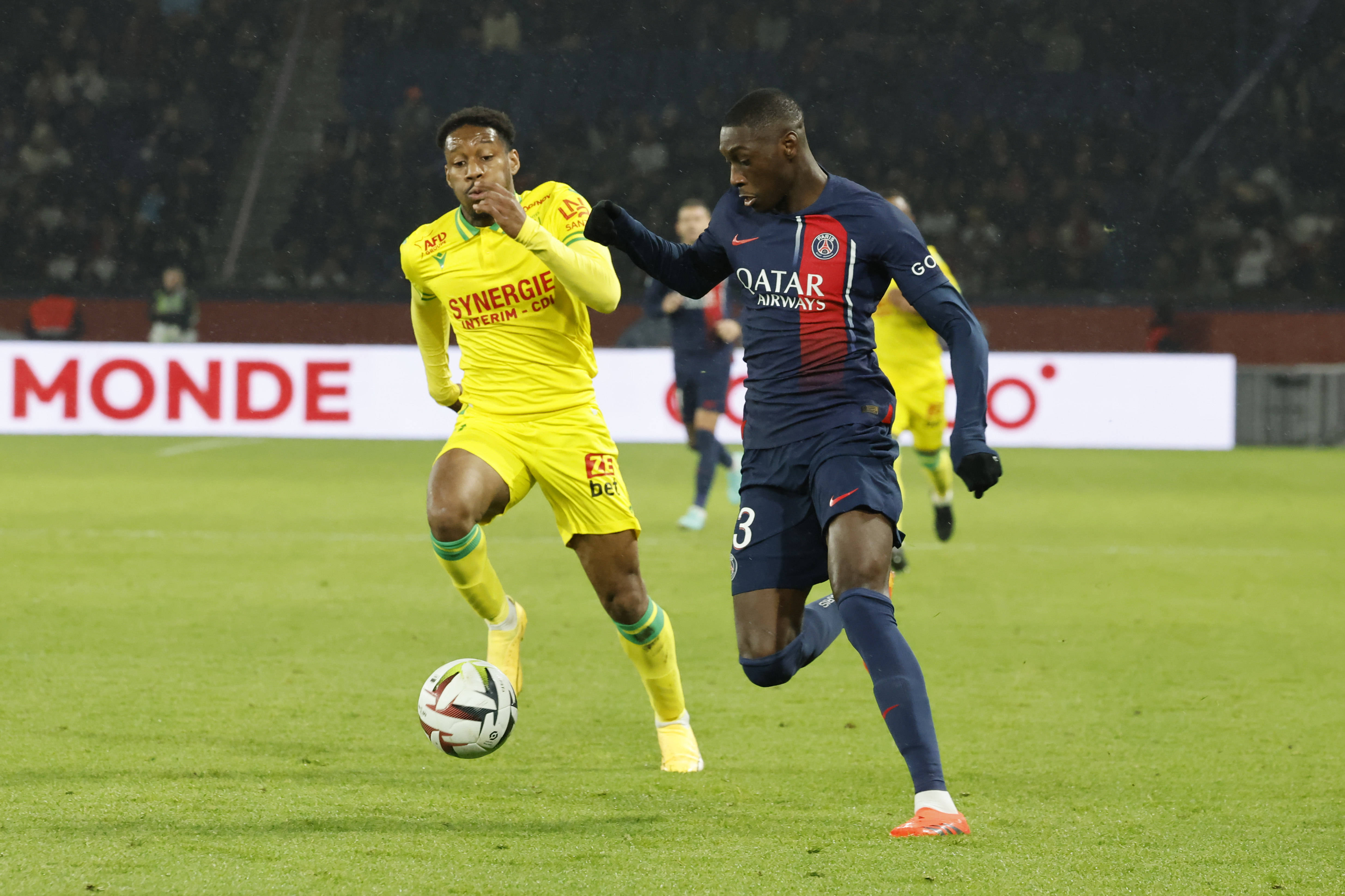 马赛压力巨大,法甲赛场围绕胜利展开的简单介绍 马赛压力巨大,法甲赛场围绕胜利展开的简单介绍