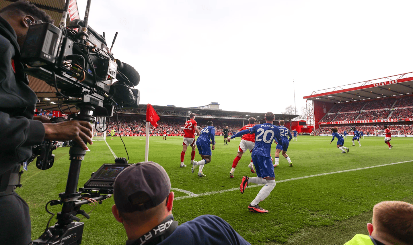 米兰体育官网-包含阿森纳客场战平狼队，积分不变的词条