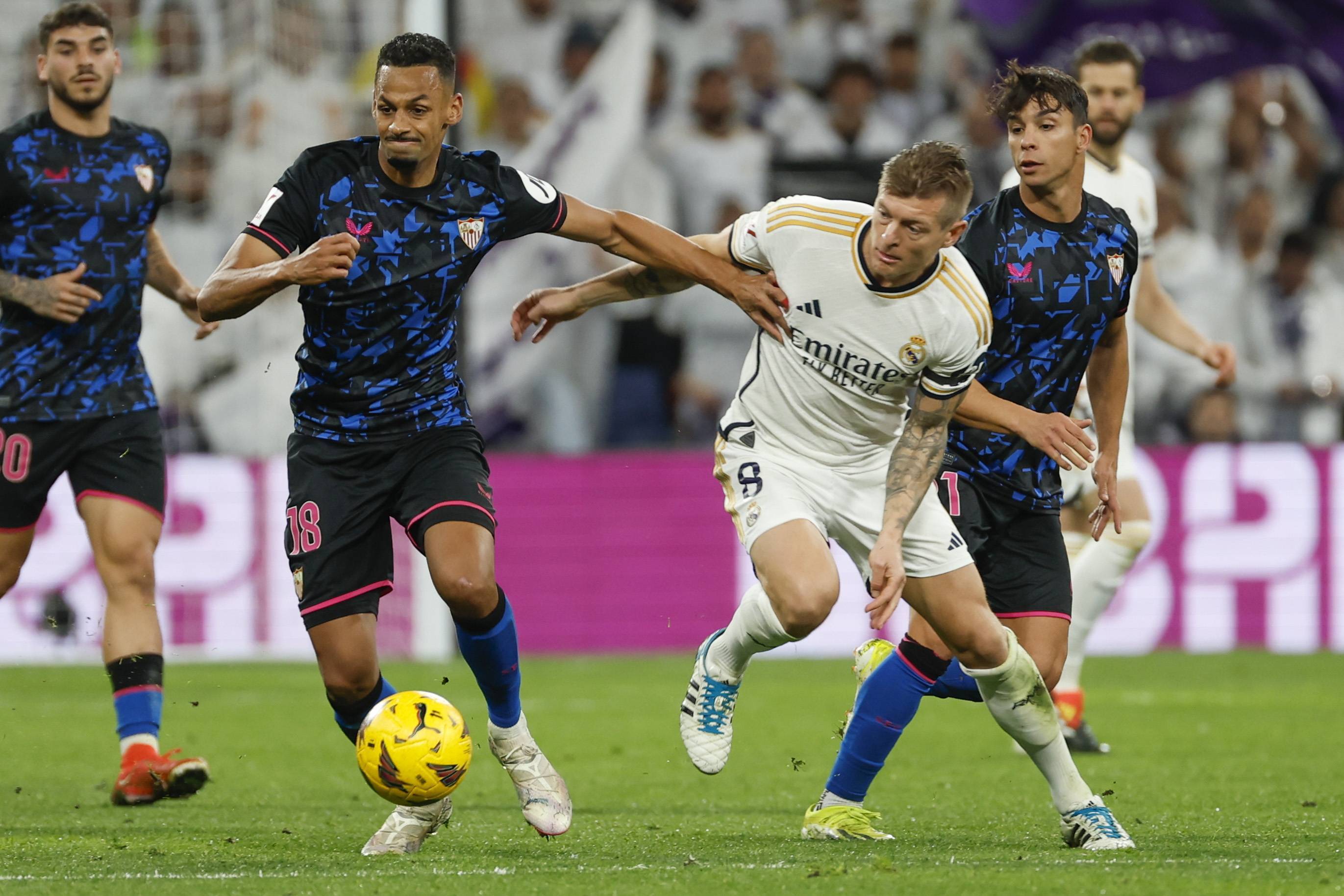 米兰体育下载-塞维利亚客场大胜，保持连胜势头的简单介绍