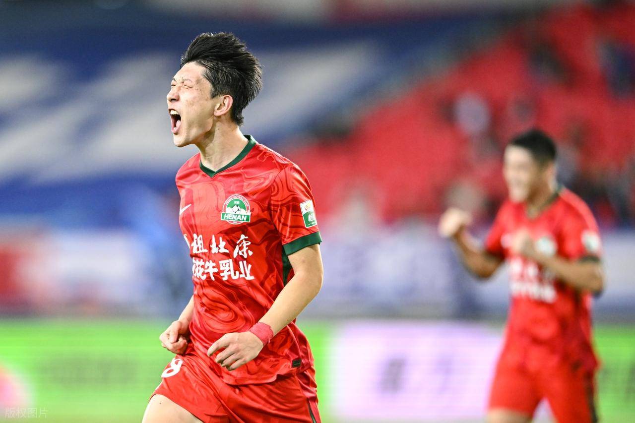 关于华人球星迎战老东家,备战重要比赛期的信息 关于华人球星迎战老东家,备战重要比赛期的信息