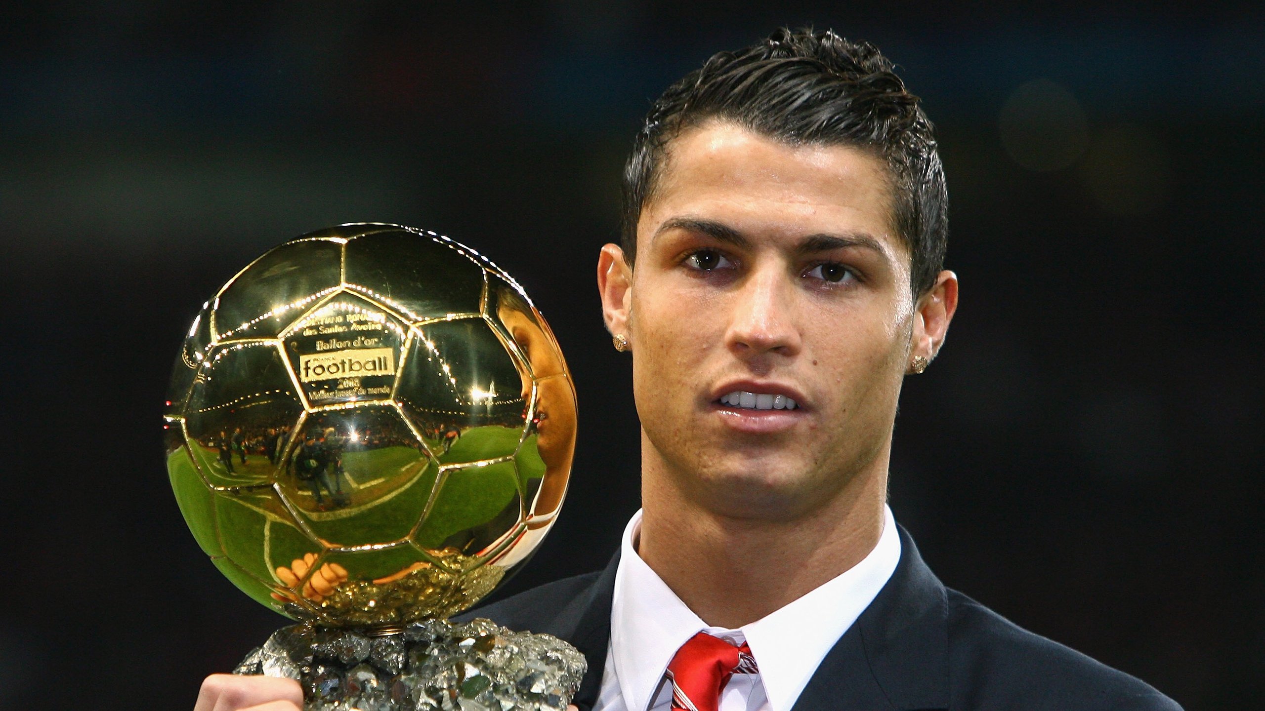 ac米兰体育官网-钢铁之城的逆袭，哈弗茨一箭穿心，毕尔巴鄂打穿多特蒙德