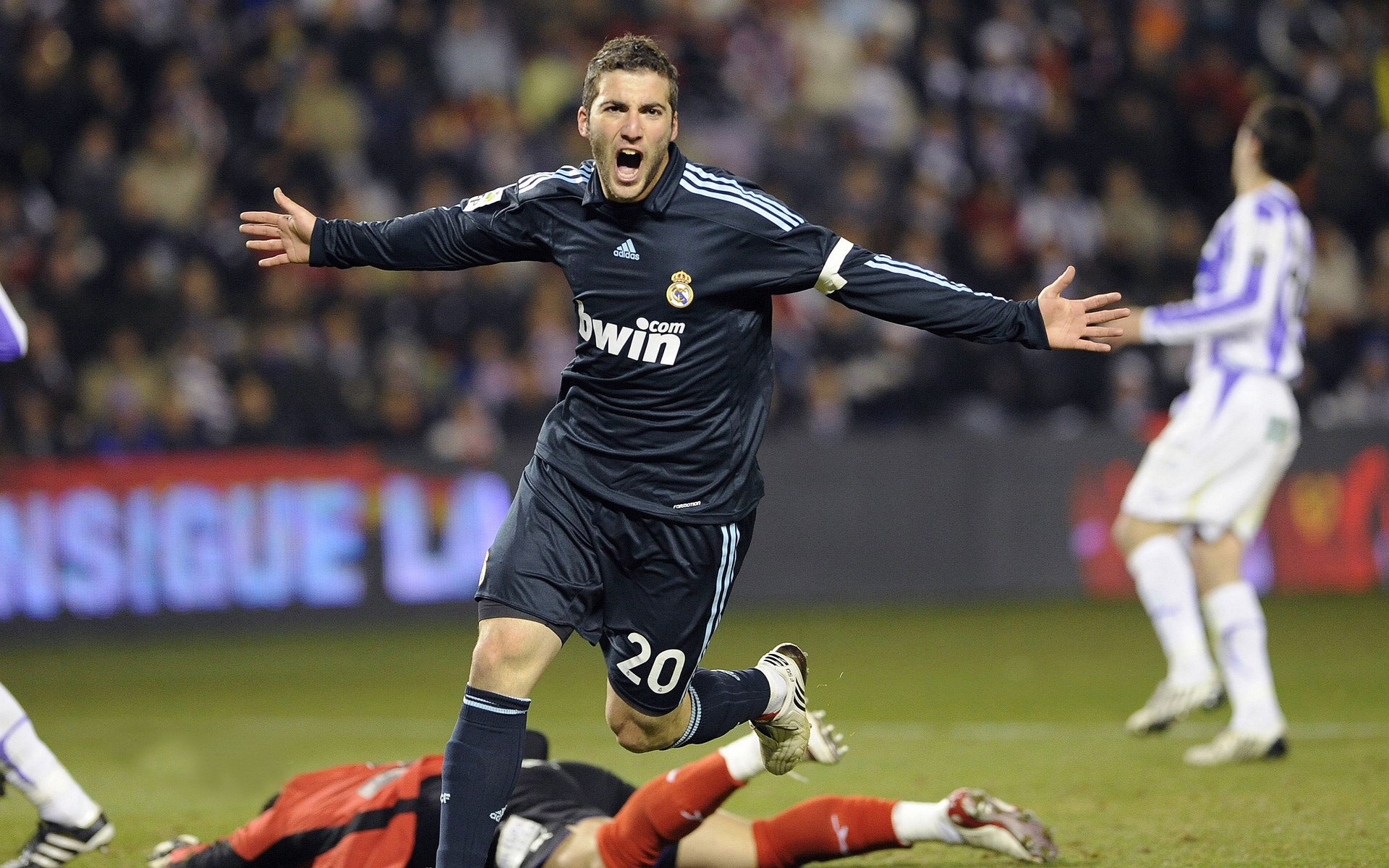 猛龙逆转爵士，小贾伦在NBA总决赛接管比赛的传奇一夜